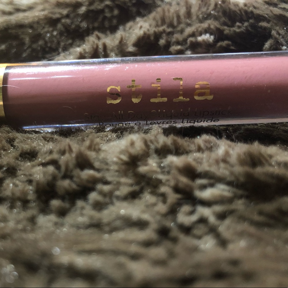 Stila Lipstick in shade Patina